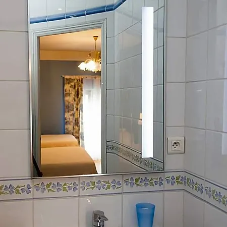La Jouvenelle 3*