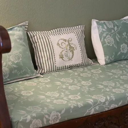 Couette-café La Jouvenelle Aucey-la-Plaine