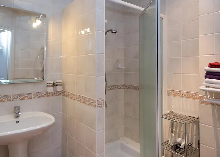 La Jouvenelle Bed & Breakfast