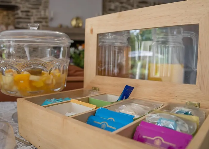 La Jouvenelle Bed & Breakfast